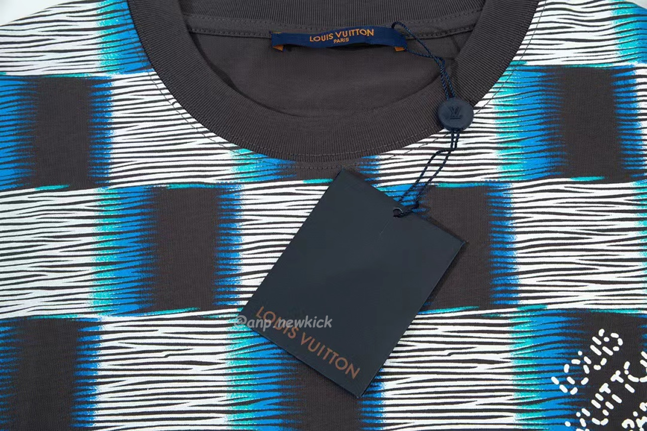 Louis Vuitton Round Necked Checkerboard T Shirt (12) - newkick.org